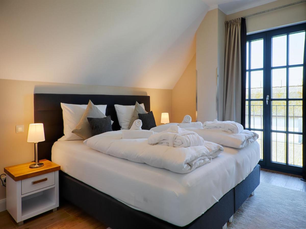 Reetland Am Meer - Luxus Reetdachvilla Mit 3 Schlafzimmern, Sauna Und Kamin F18 Dranske Exterior photo